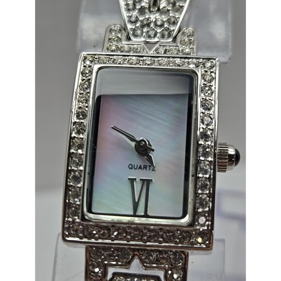 Metropolitan Museum Of Art Quartz Watch MOP Rhinestones Bracelet MMA New Battery - Picture 4 of 10